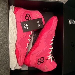 Vibrant Pink RUDIS wrestling shoes